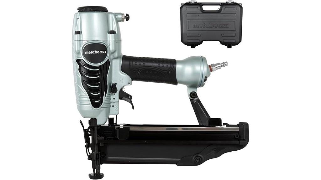 finish nailer with duster