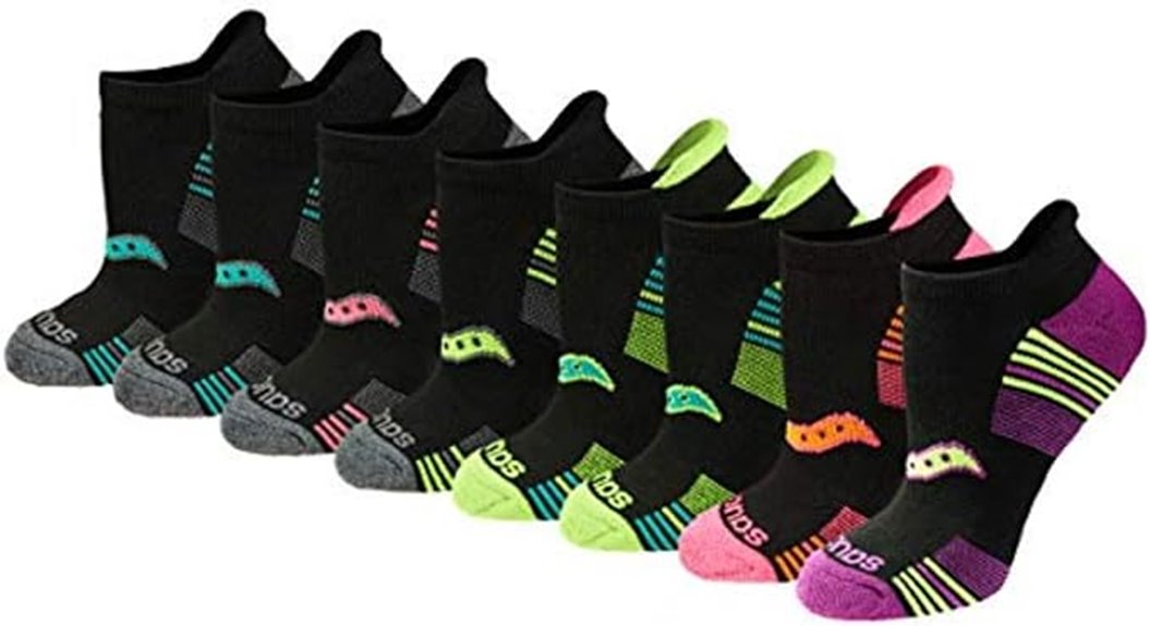 women s saucony athletic socks