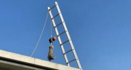 safe ladder roof setup